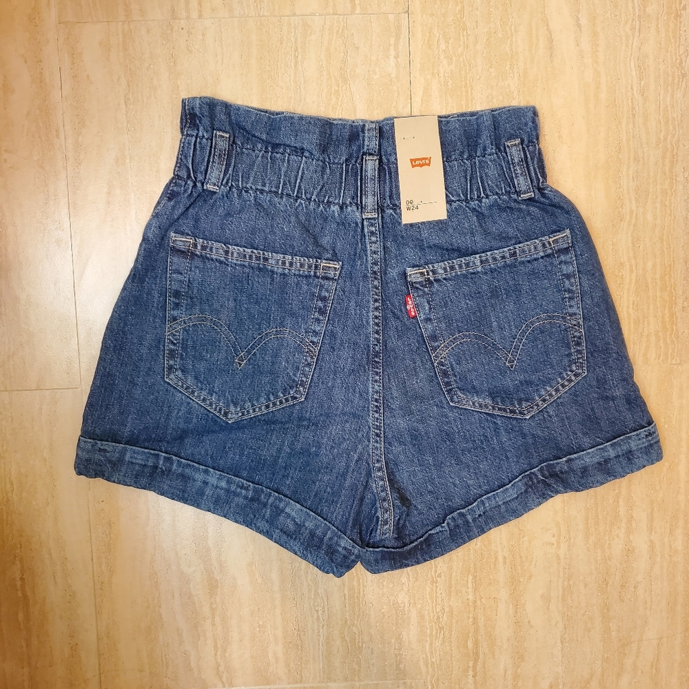 Levi’s High Rise Denim Blue Shorts - Picture 7 of 7